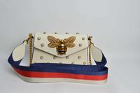 White handbag with Bee Pattern BE-4744