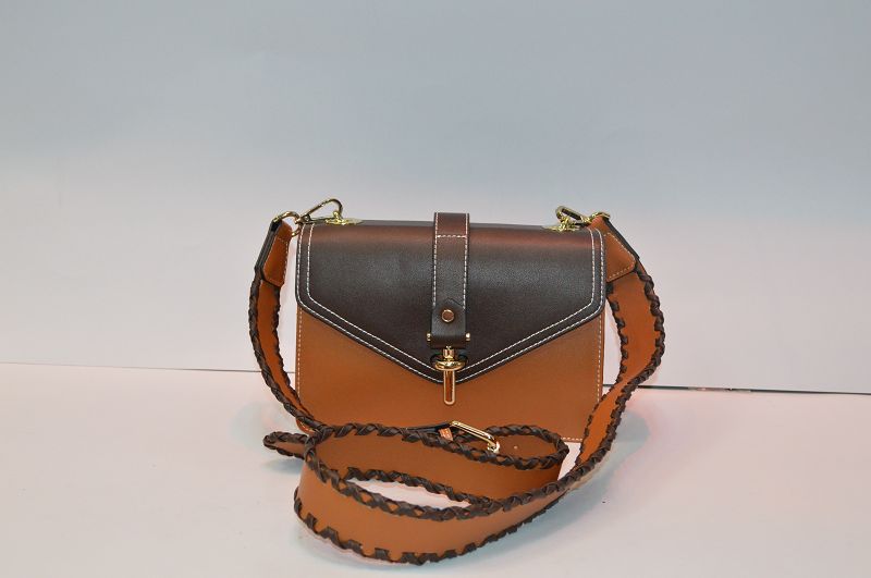 Brown leather cross body bag BE-4500